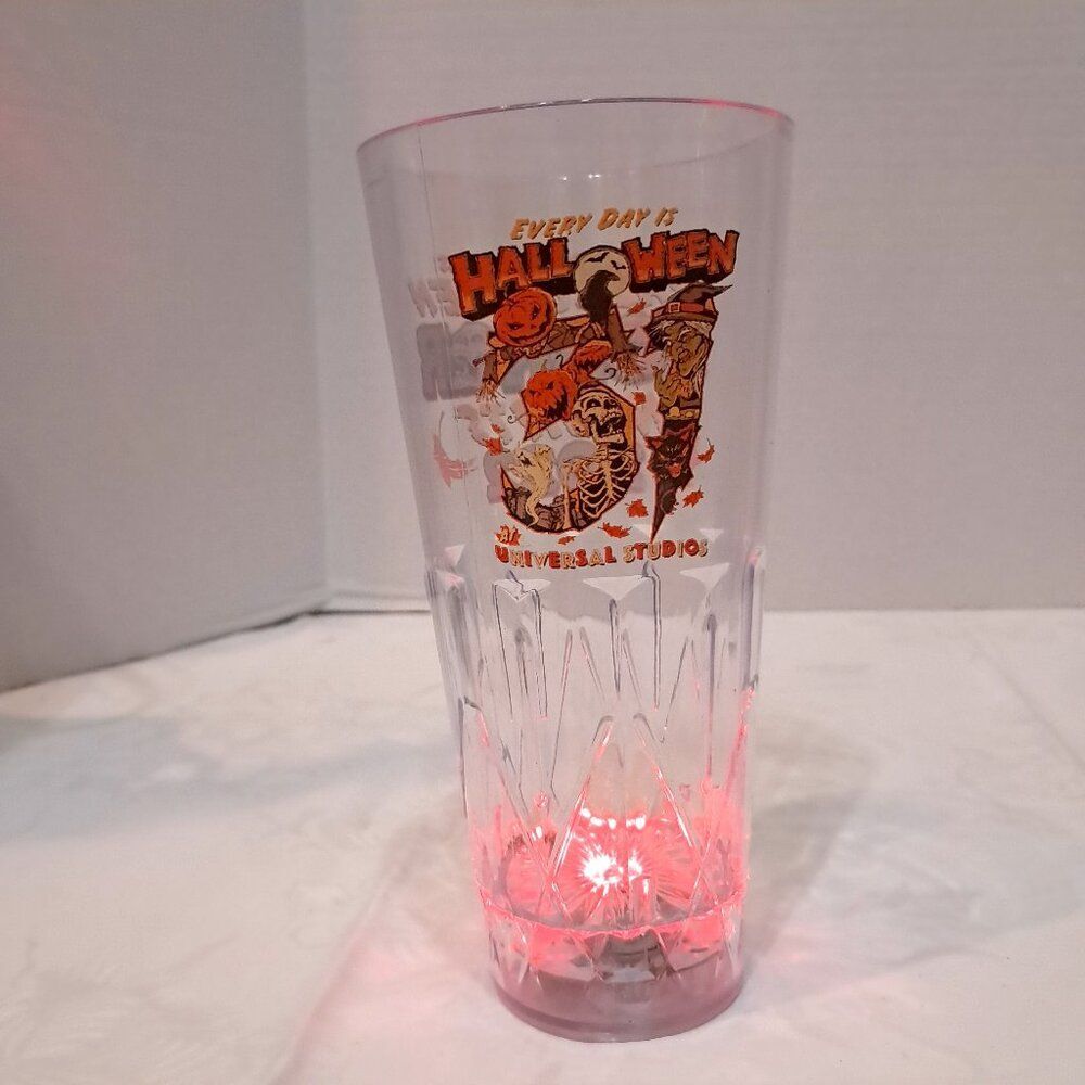HALLOWEEN HORROR‎ NIGHTS 2022 HHN Universal Studios Plastic Cup Light Up blinky
